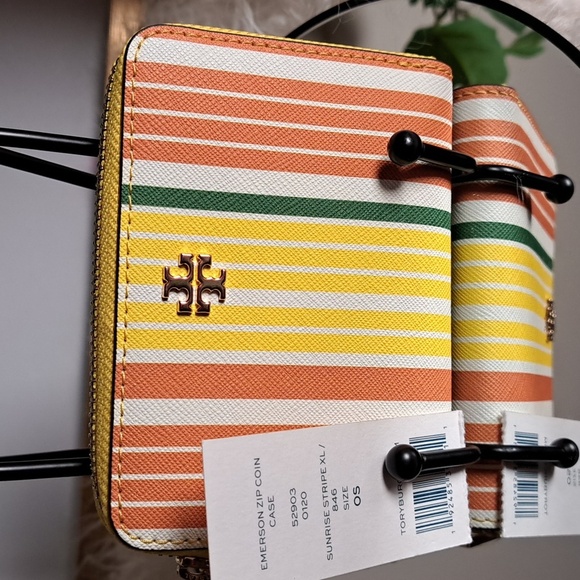 Tory Burch NWTs Emerson Zip Coin Case - Picture 10 of 10